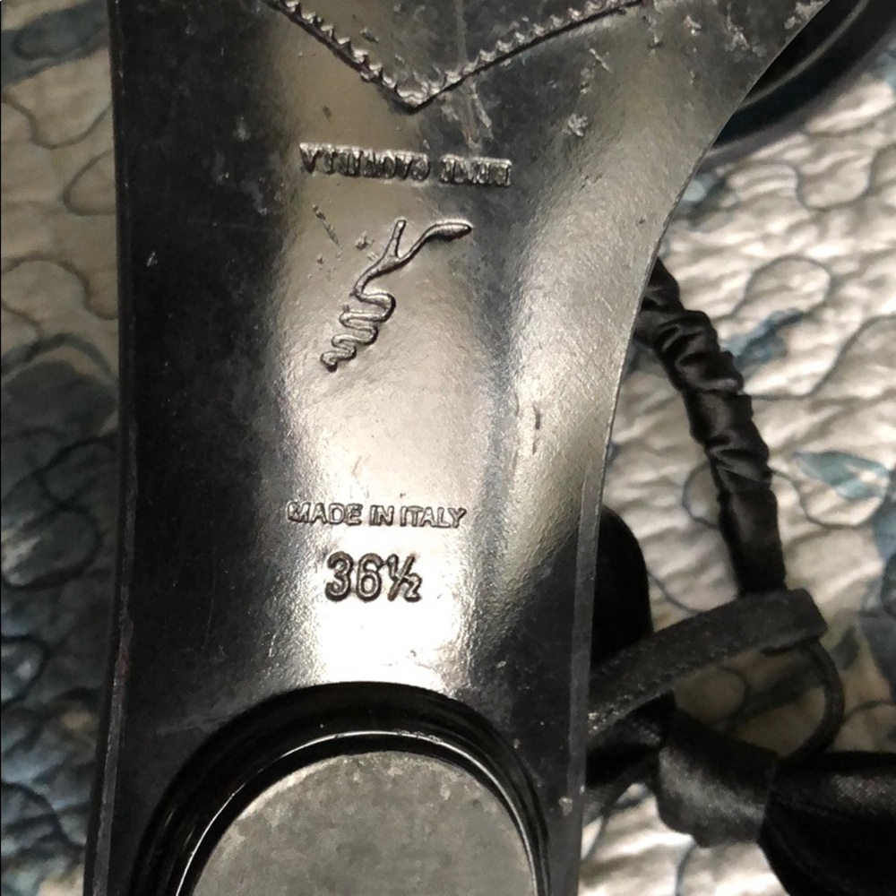 PREOWNED Rene Caovilla Flat Sandals Black Satin - Picture 3 of 16